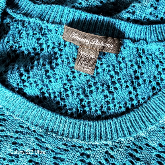Tommy Bahama knit sweater, size extra small. - Picture 3 of 7
